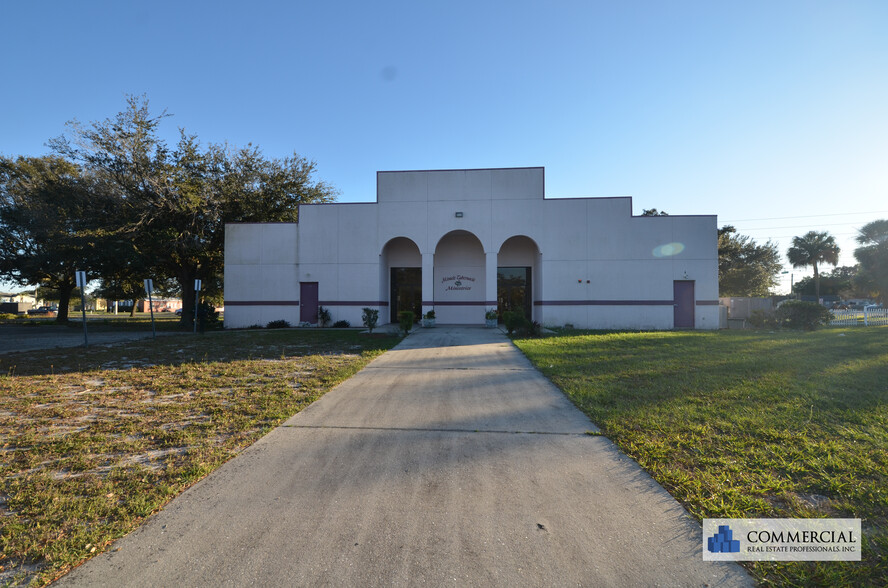 4777-silver-star-rd-orlando-fl-4-1-large.jpg