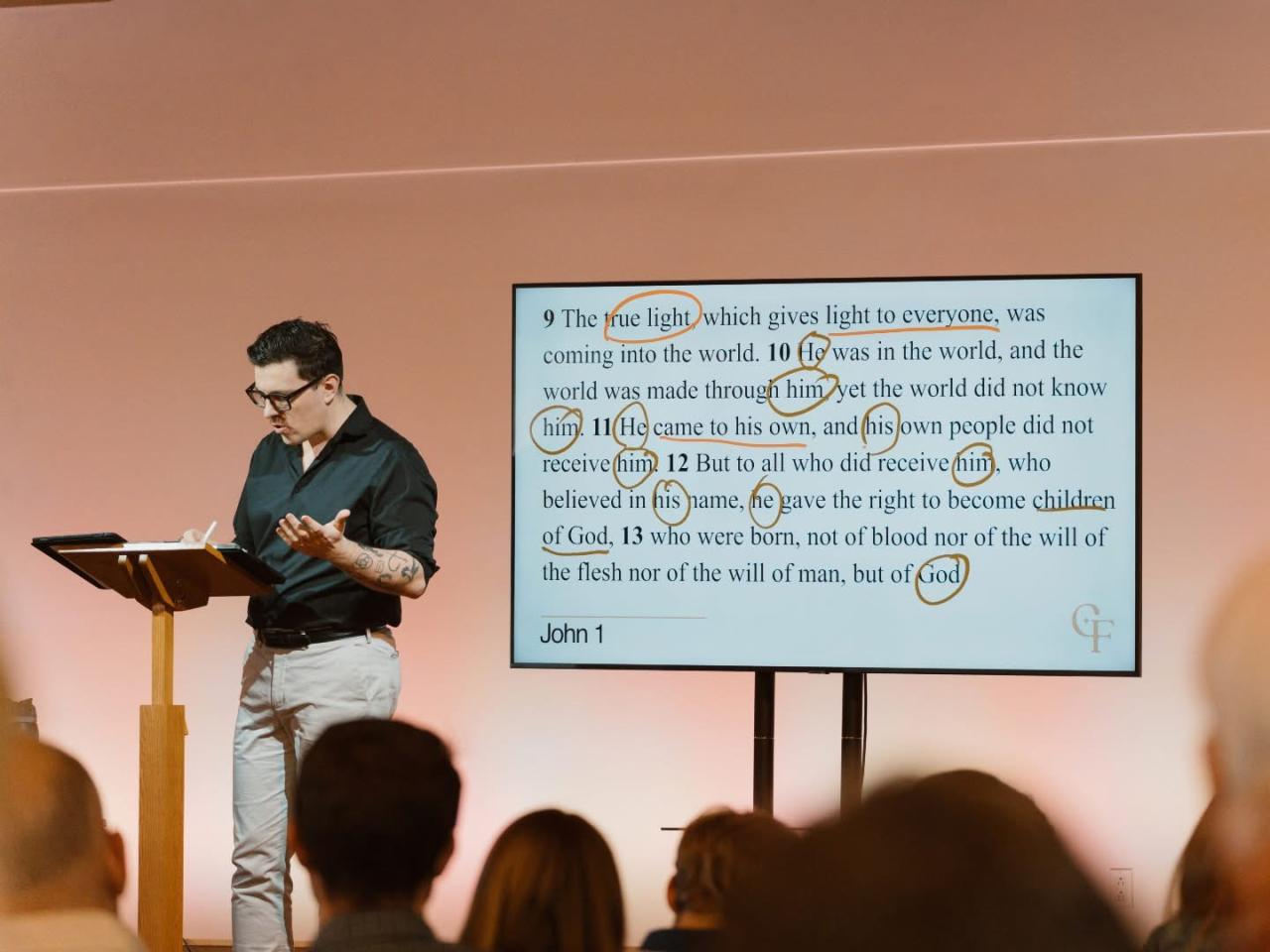 Pastor Zachary Fraley