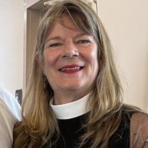 Head shot of the rev Alyssa Stebbing, rector
