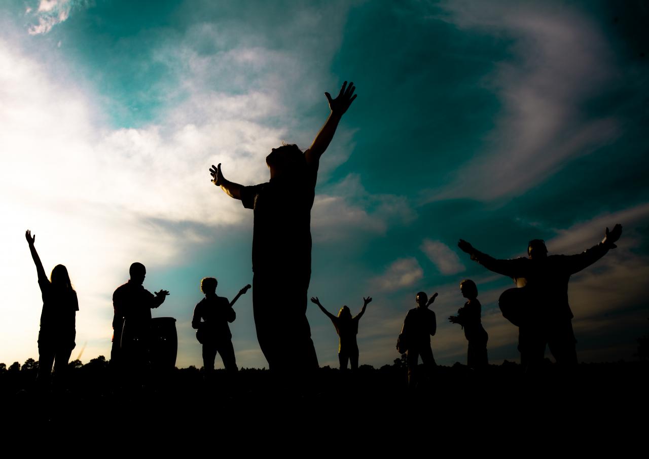 live_worship.jpg