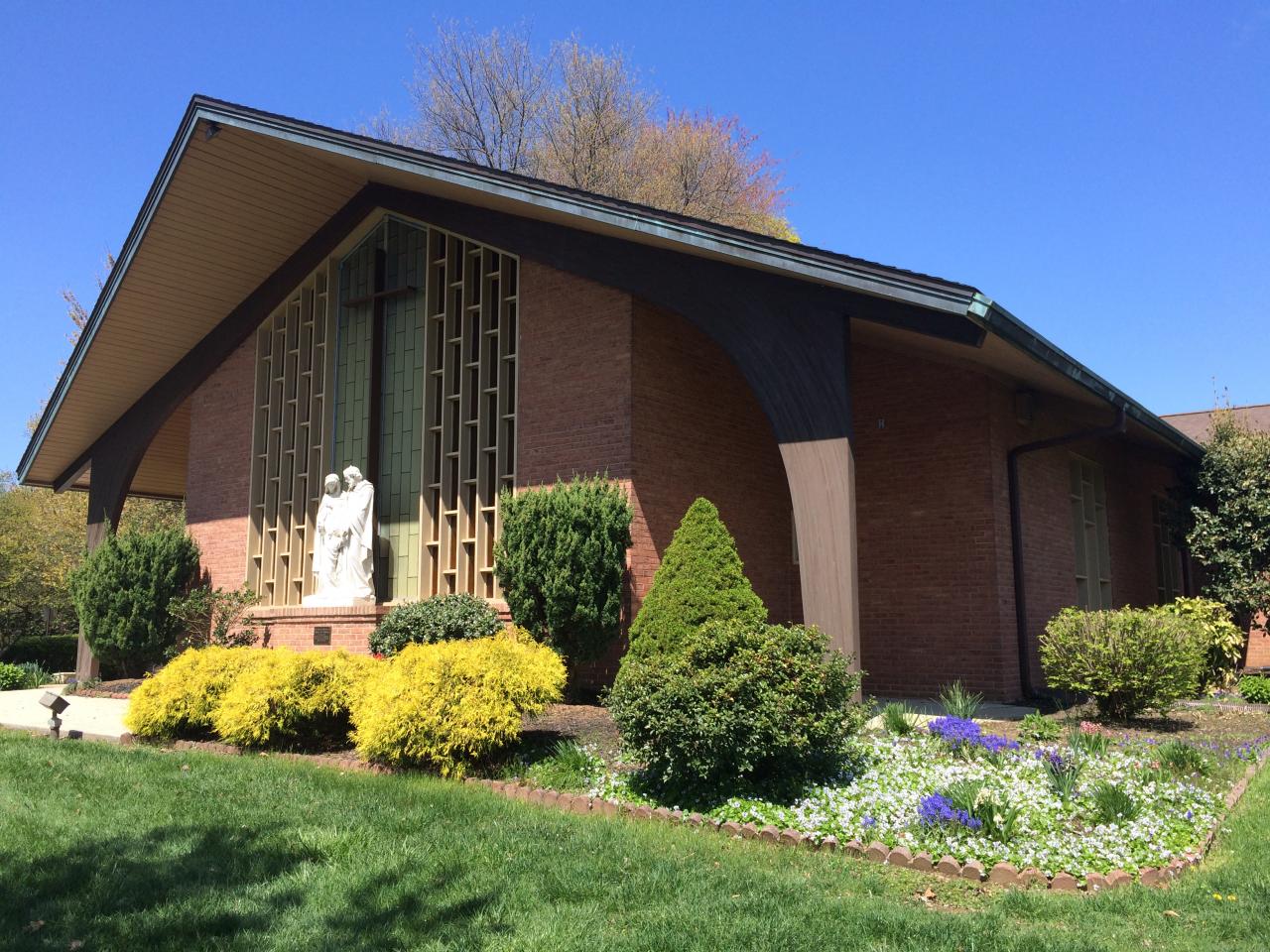 church_exterior_09.jpg