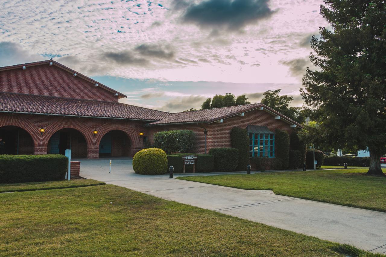 veterans-hall-sundays-photo-.jpg