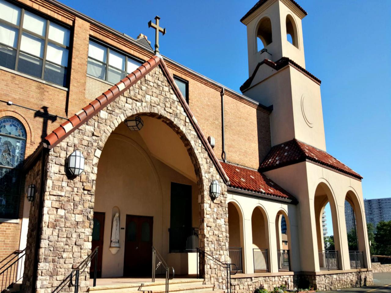 madonna_exterior_2742x2038.jpg