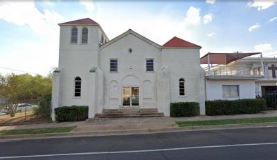 Front entrance of Eastside Community Church.