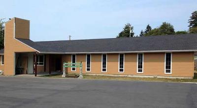 Sixth Street Baptist Church in Sunny Gold Beach Oregon Sixth Street Baptist Church in Sunny Gold Beach Oregon