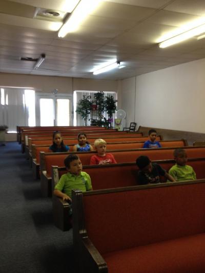 Vacation Bible School 2015 Missionary Study / Estudio de Misiones