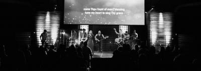 Hulen Street Church worship service | Worship Pastor Aaron Hoskins